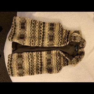 Fur vest